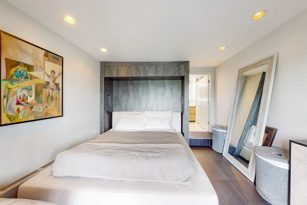 270 Beacon St, Back Bay