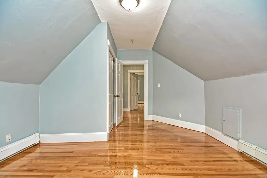 30 Humphreys Pl, Dorchester