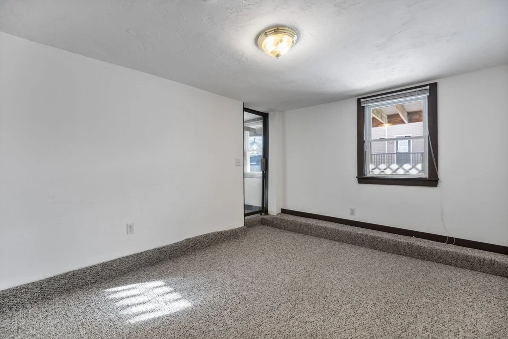 12 Wright St, Stoneham