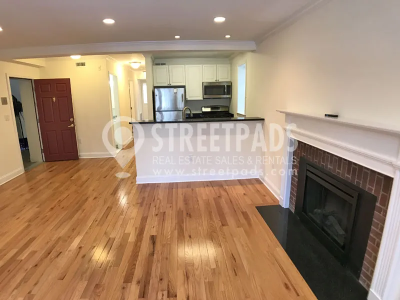 55 Langdon St, Neighborhood Nine