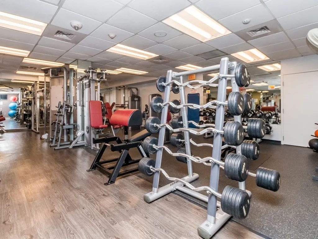 99 Pond Ave, Brookline Village