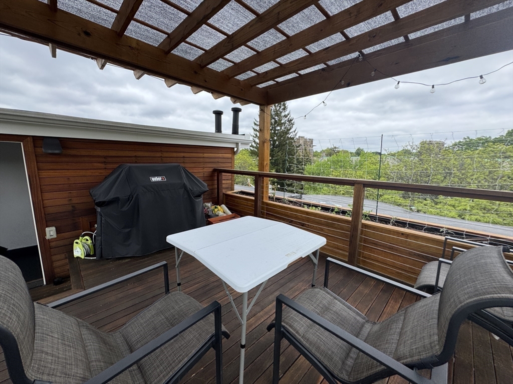 1 Strathmore Rd, Brookline