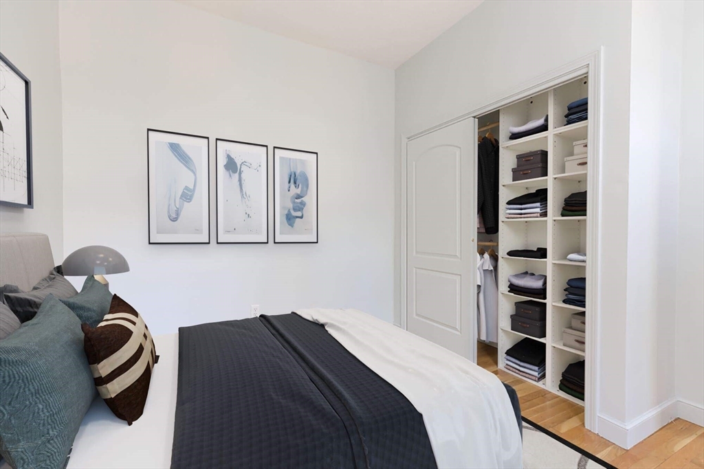 20 Gray St, South End