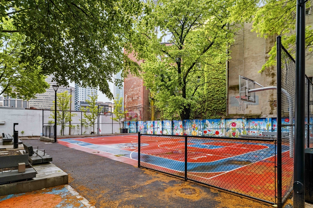 5 N Margin St, North End