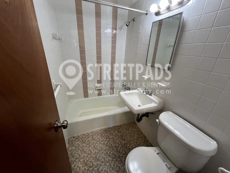 78 South Huntington Ave, Mission Hill