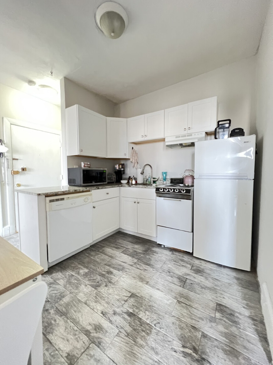 1082 Commonwealth Ave, Brighton