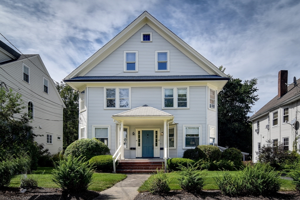 76 Walnut St, Natick