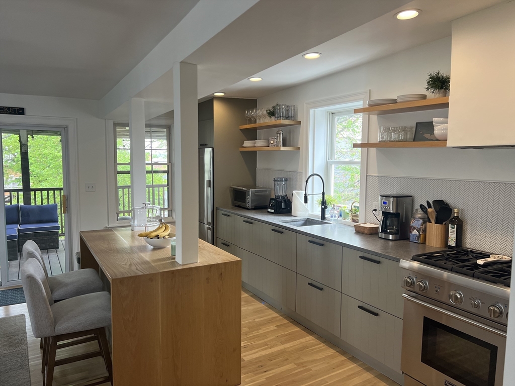 152 O St, South Boston