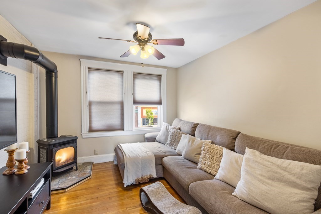 327 Sumner St, East Boston