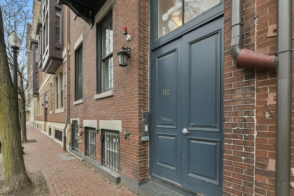 11-C Waltham St, South End