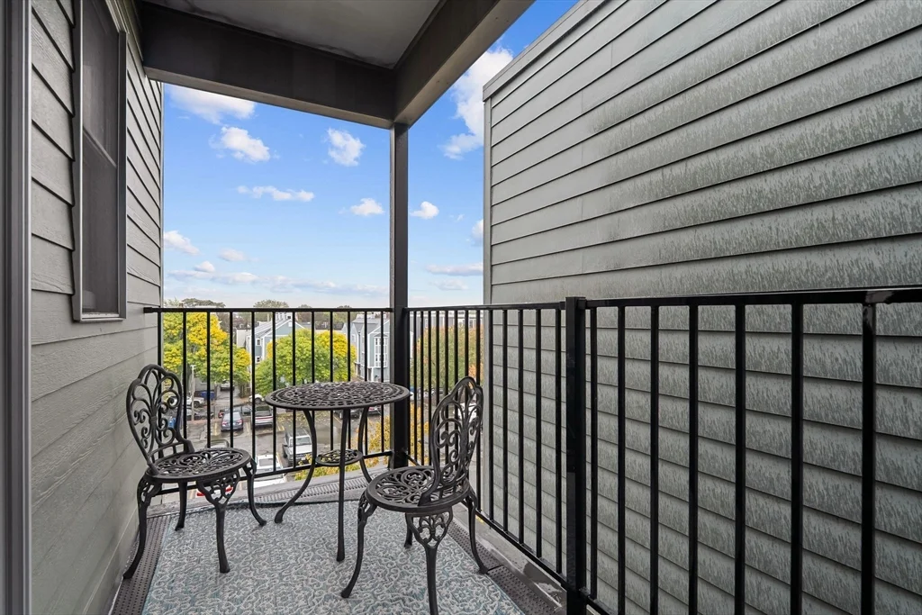 339 W Broadway, South Boston