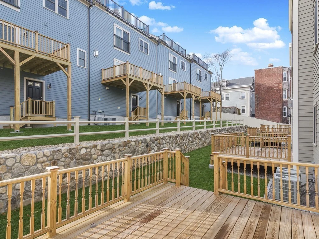 37 Lambert St, Roxbury