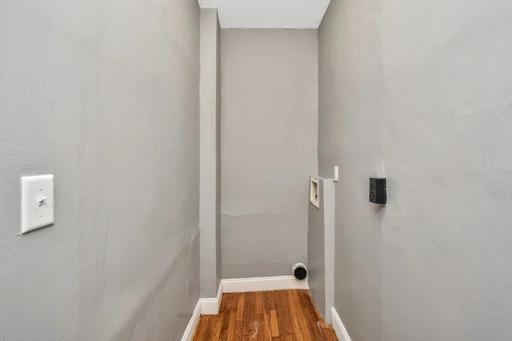 352 Norfolk St, Dorchester
