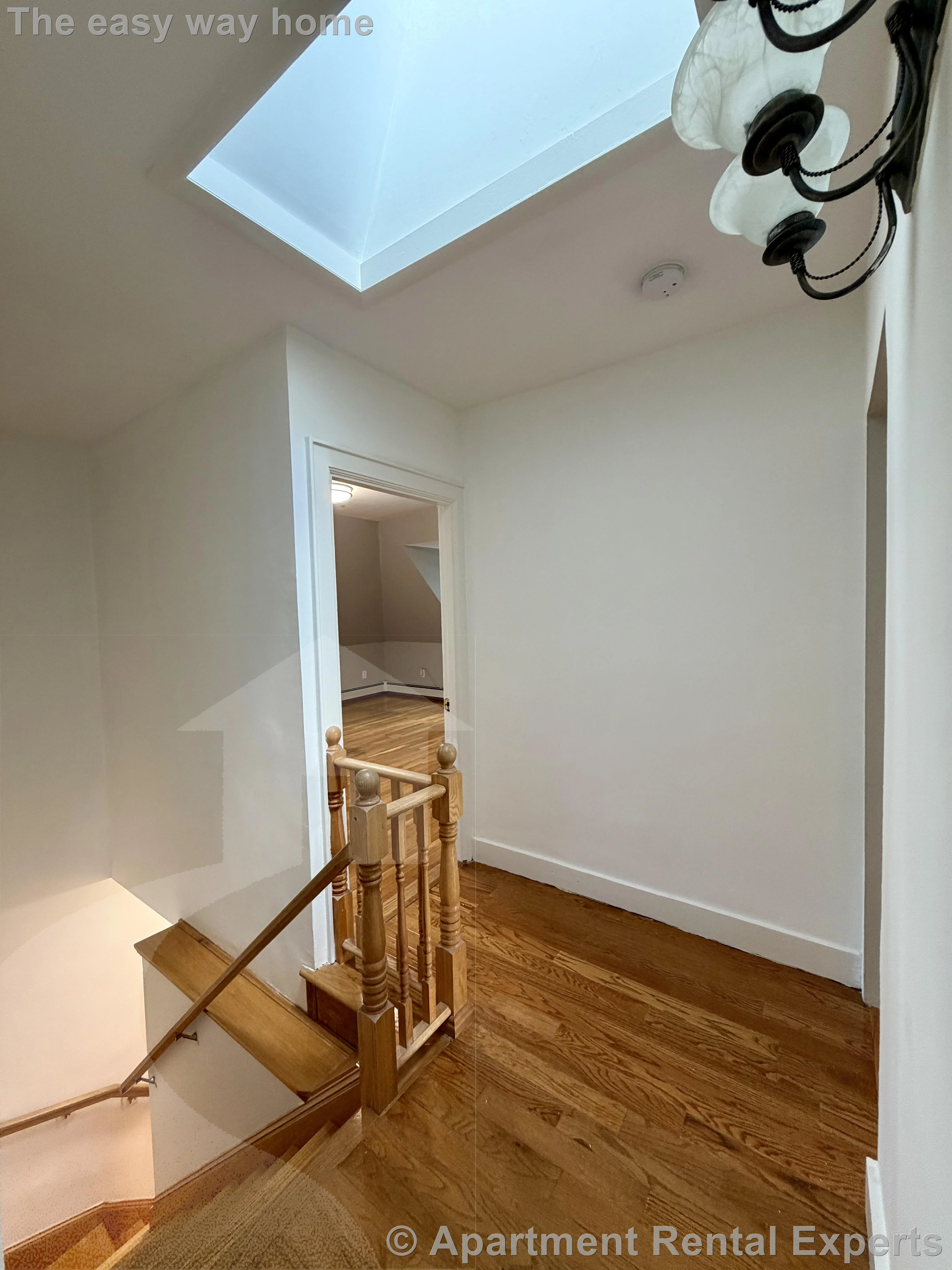 8 Marbury Terr, Jamaica Plain