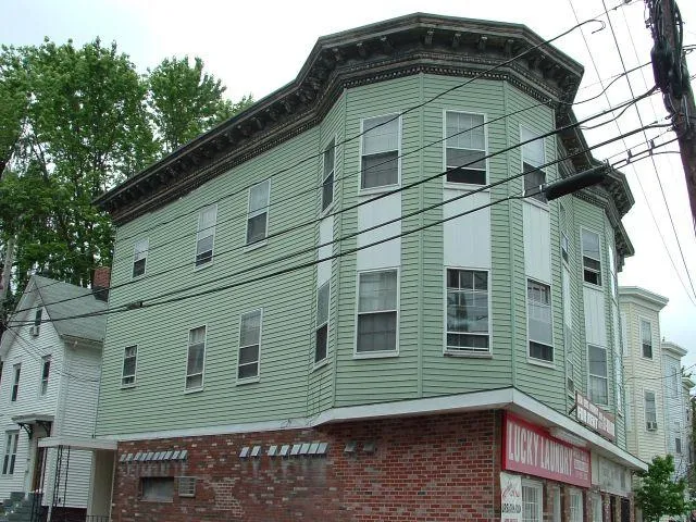 3 Calvin St, Ward Two