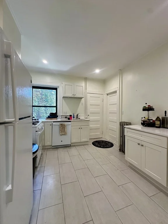 1855 Beacon St, Aspinwall Hill