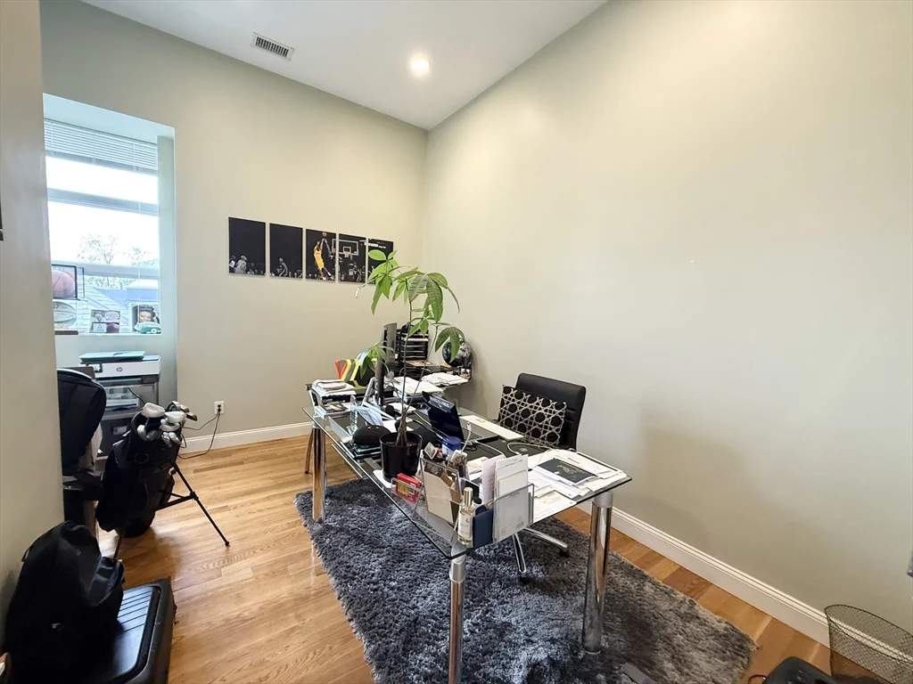 409 Dudley St, Roxbury