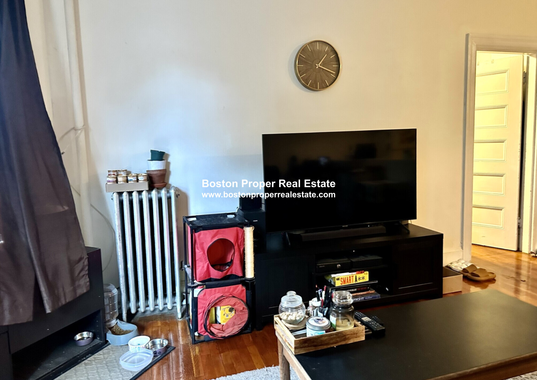 1071 Beacon St, Longwood