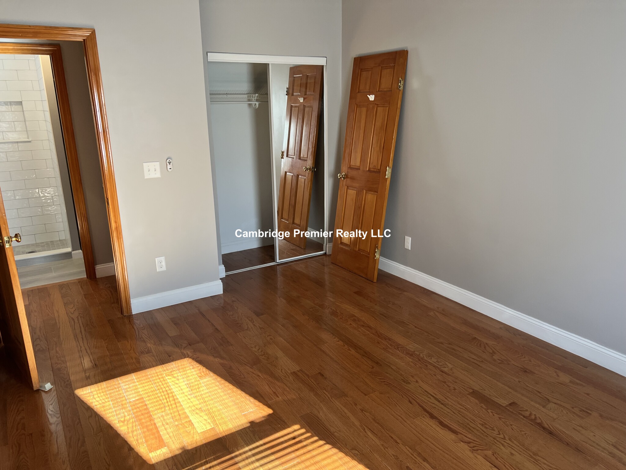 126 Washington St, Medford