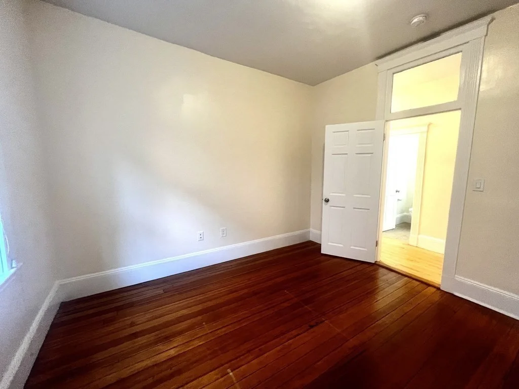 102 Trowbridge St, Mid-Cambridge