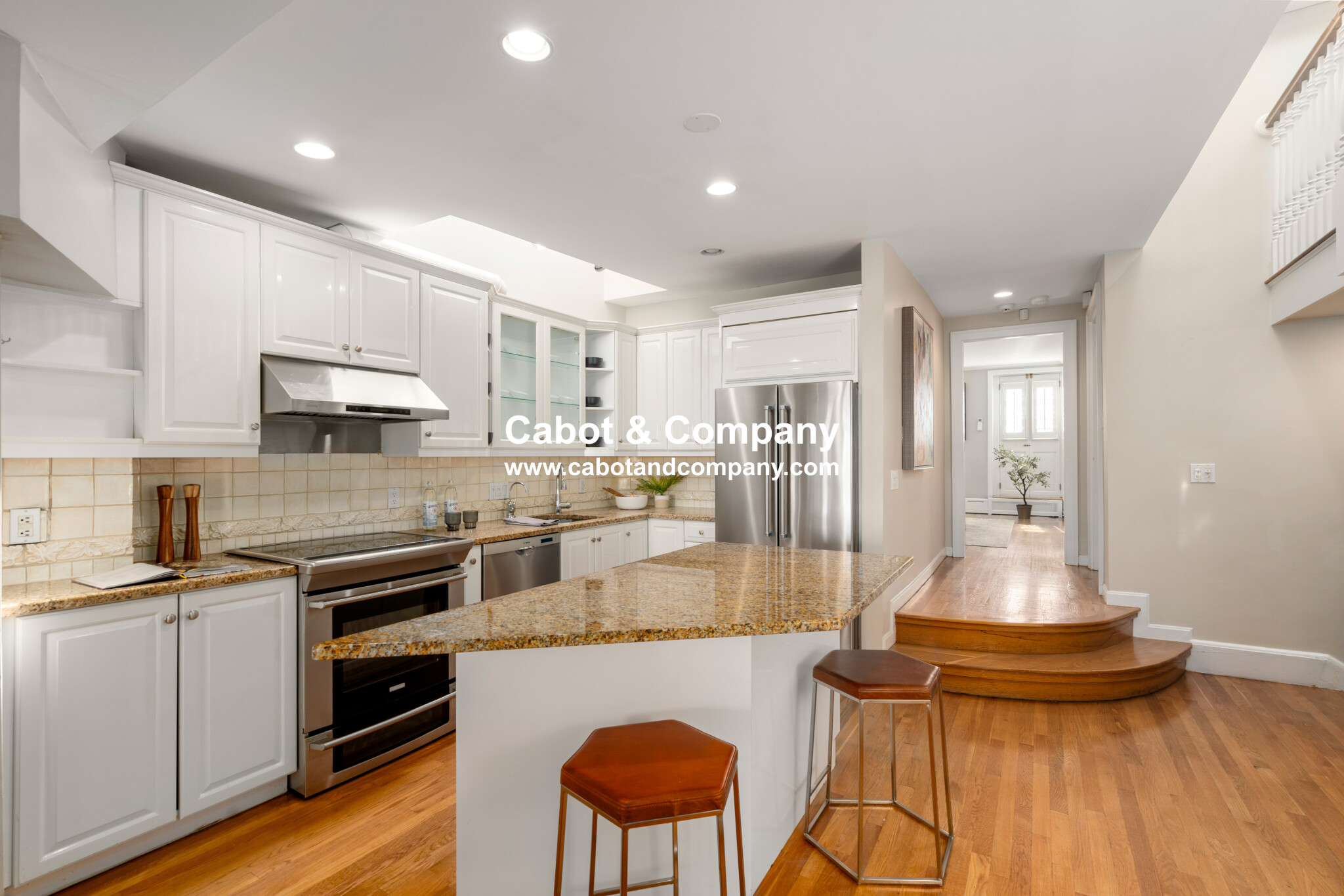 458 Beacon St, Back Bay