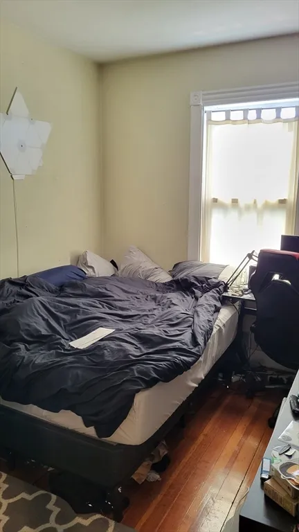 11 Linden St, Allston