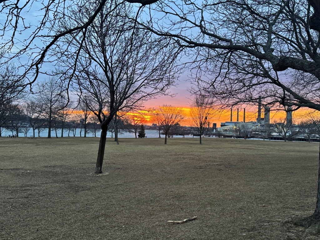 24 Front St, Chelsea