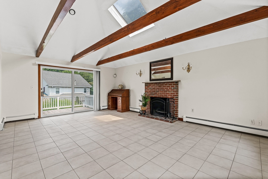 1 Via Marino, Medford