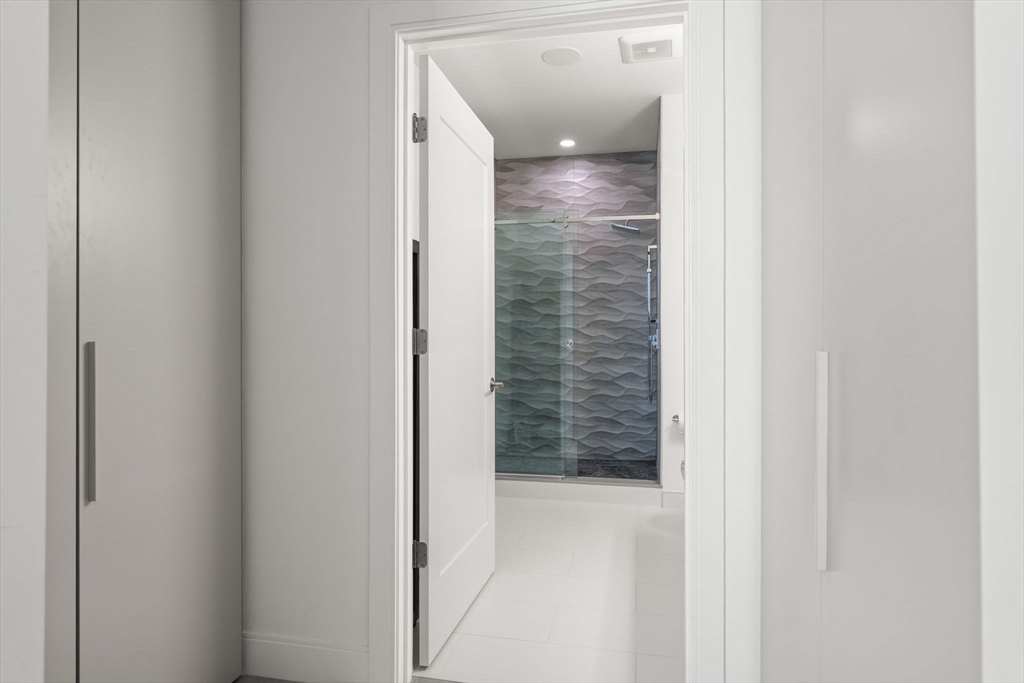 20 W 5th, South Boston