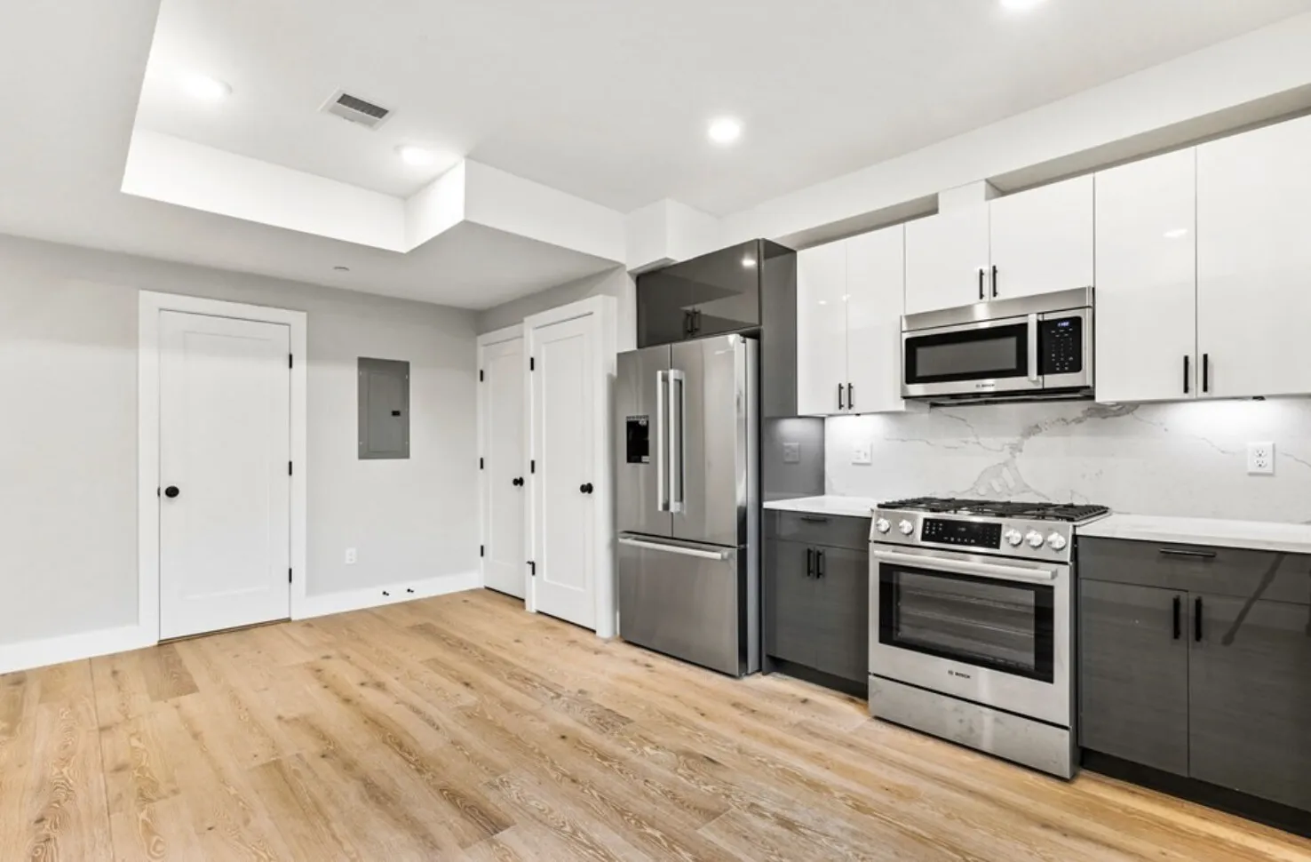 300 Somerville Ave, Ward Two