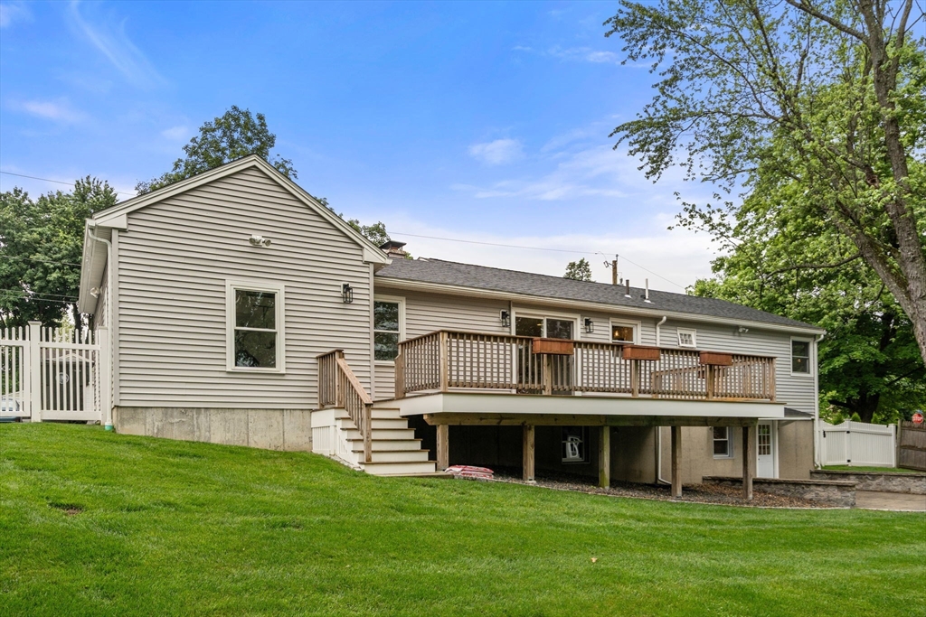 69 Summit Ave, Marlborough