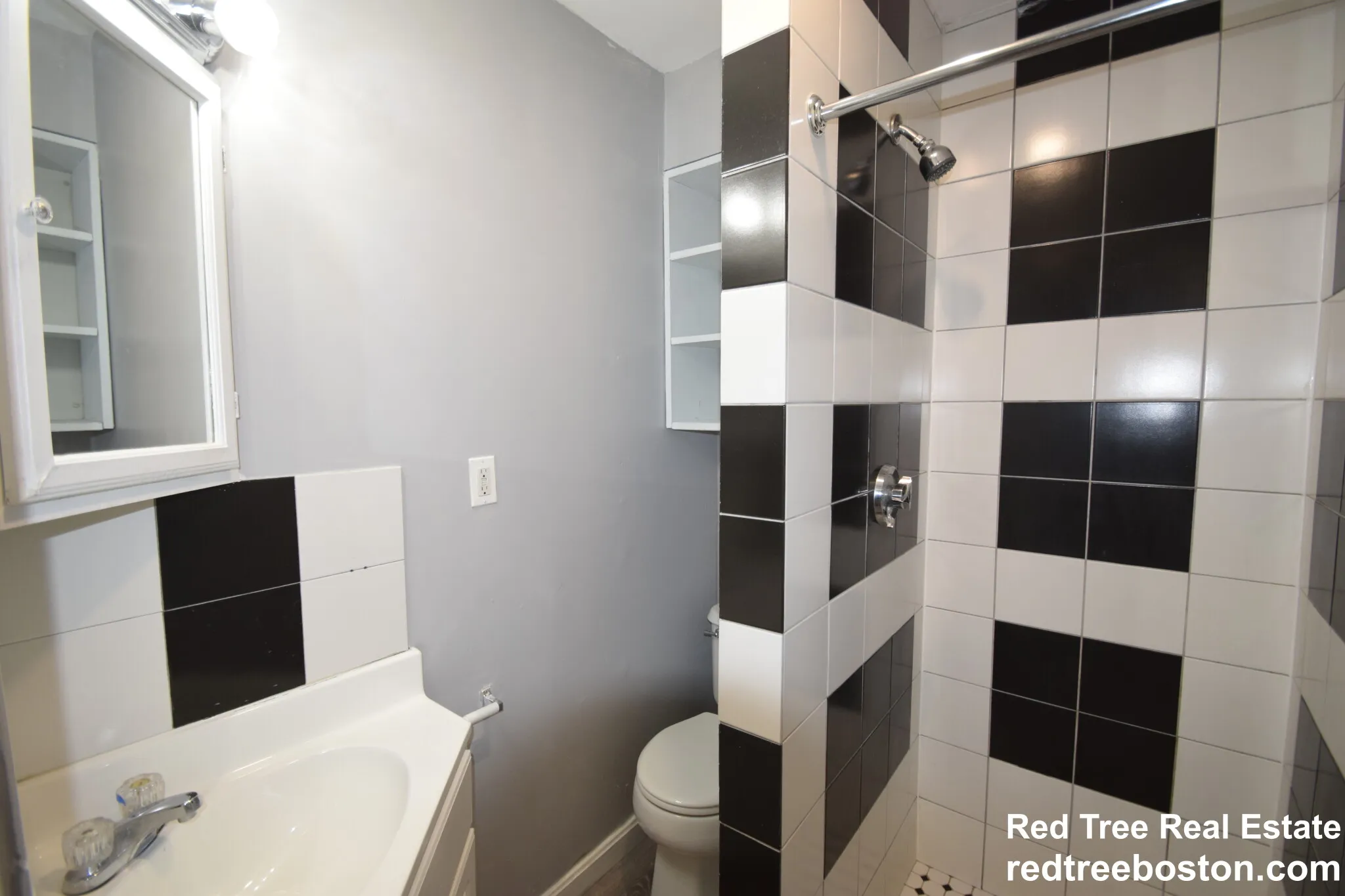 83 Glenville Ave, Brighton