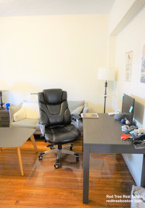 Studio bed, 1 bath apartment for rent at 1800 Commonwealth Ave Unit 2, Brighton — photo 3 of 7