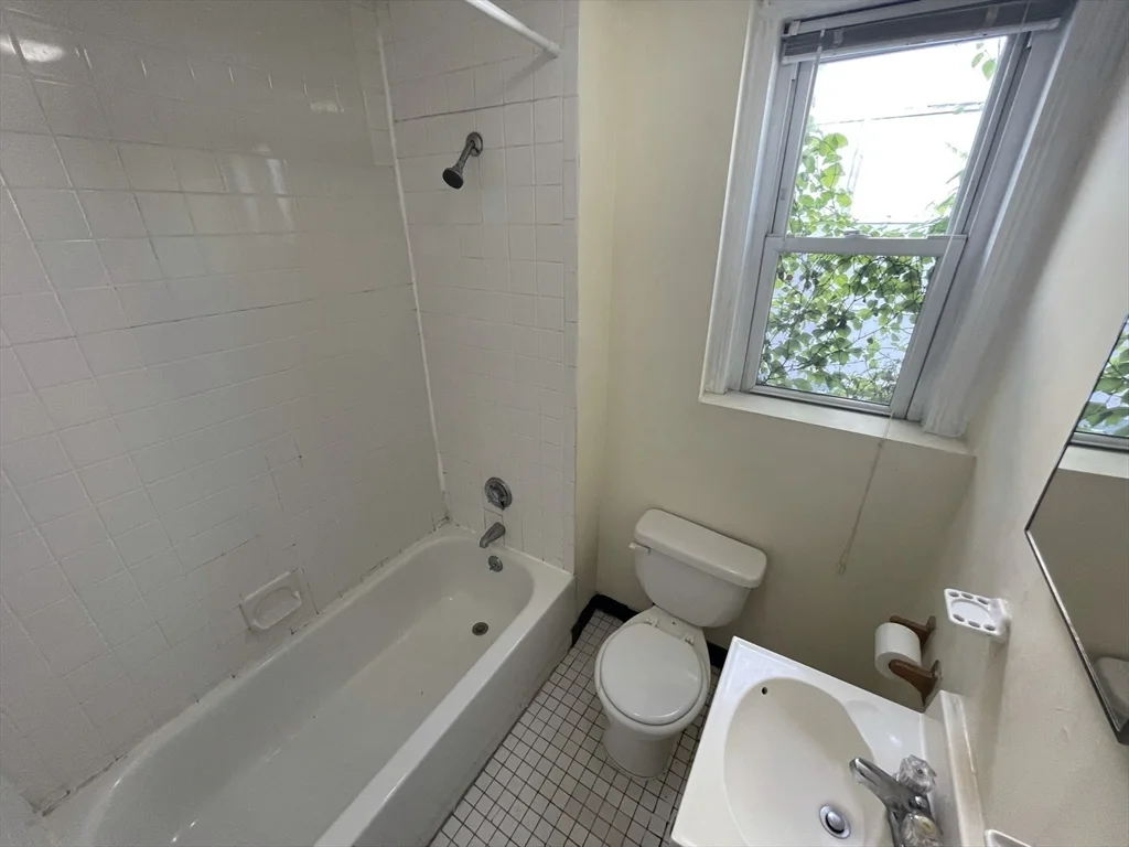 1441 Tremont St, Mission Hill