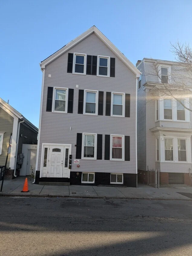 167 Lexington St, East Boston