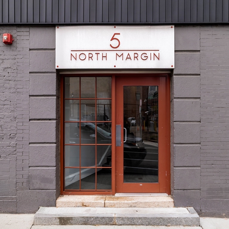 5 N Margin St, North End