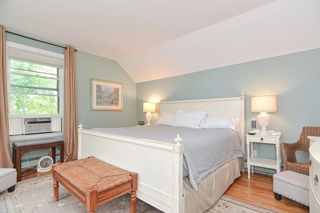 93 Granite St, Rockport