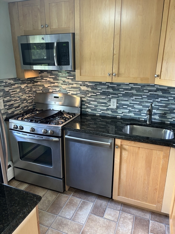 315 Neponset St, Norwood