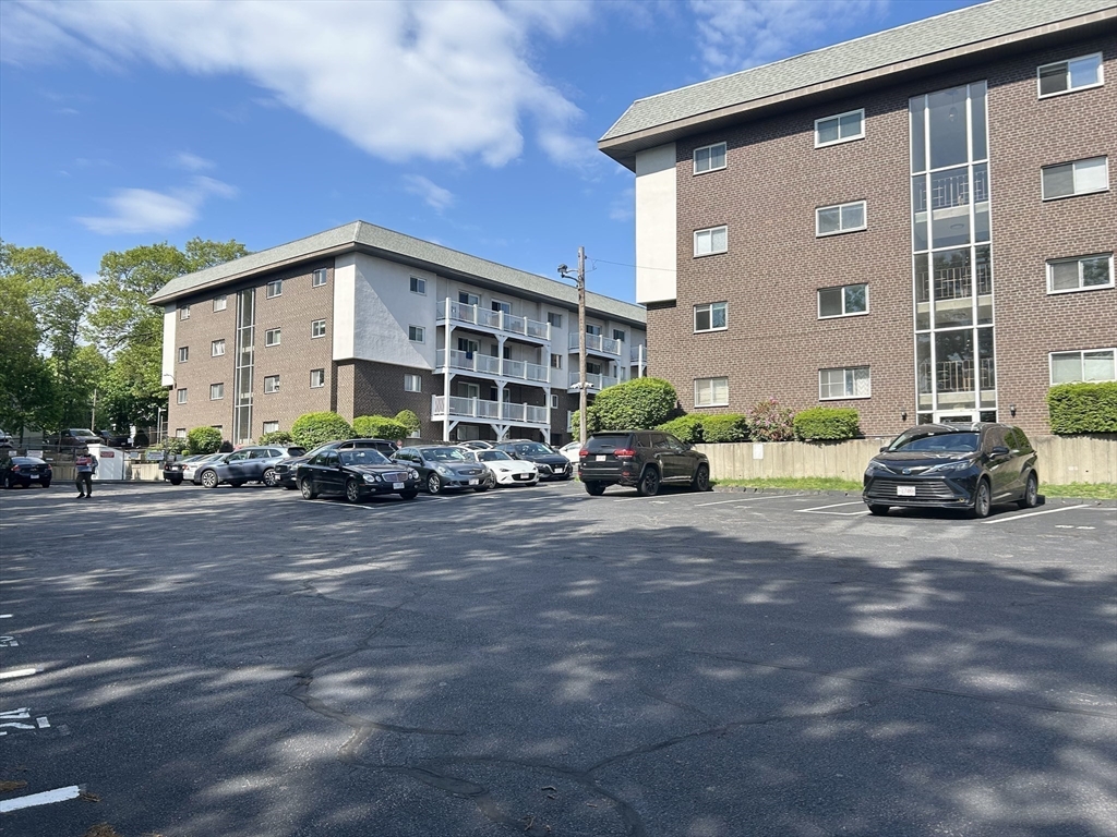 195 Independence Ave, Quincy