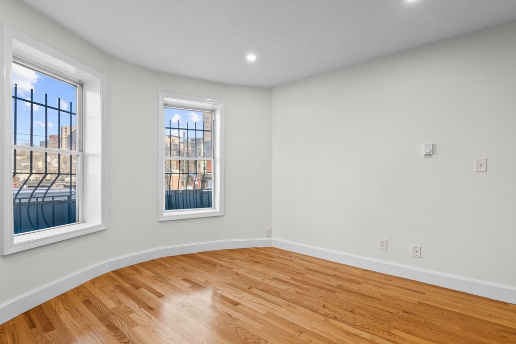 754 Huntington Ave, Mission Hill