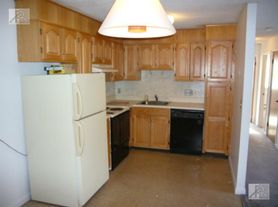 2 bed, 1 bath apartment for rent at 96 Sutherland Rd Unit 1, Brighton