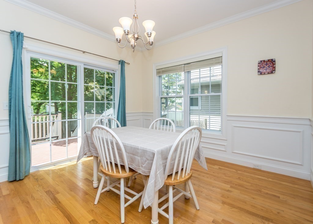 67 Trimount Ave, Waltham