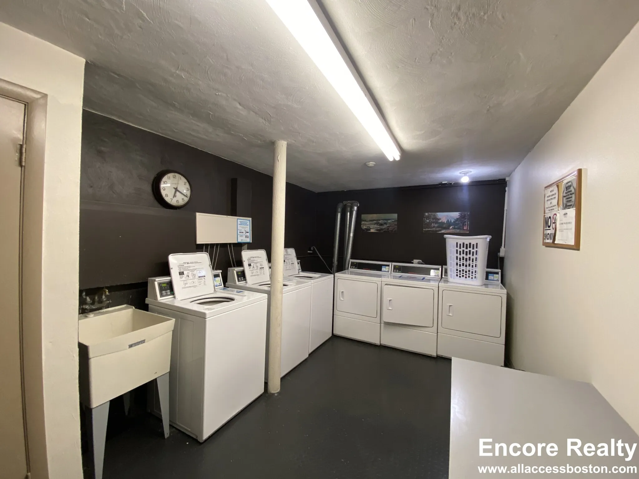 110 Babcock St, North Brookline