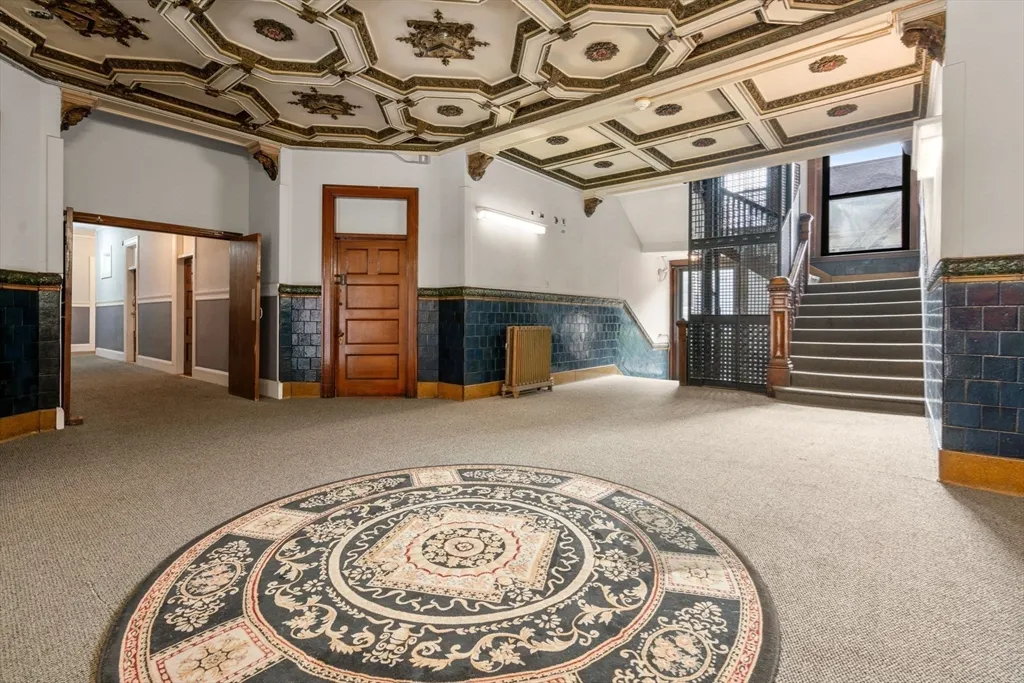 9 Sewall Ave, Coolidge Corner