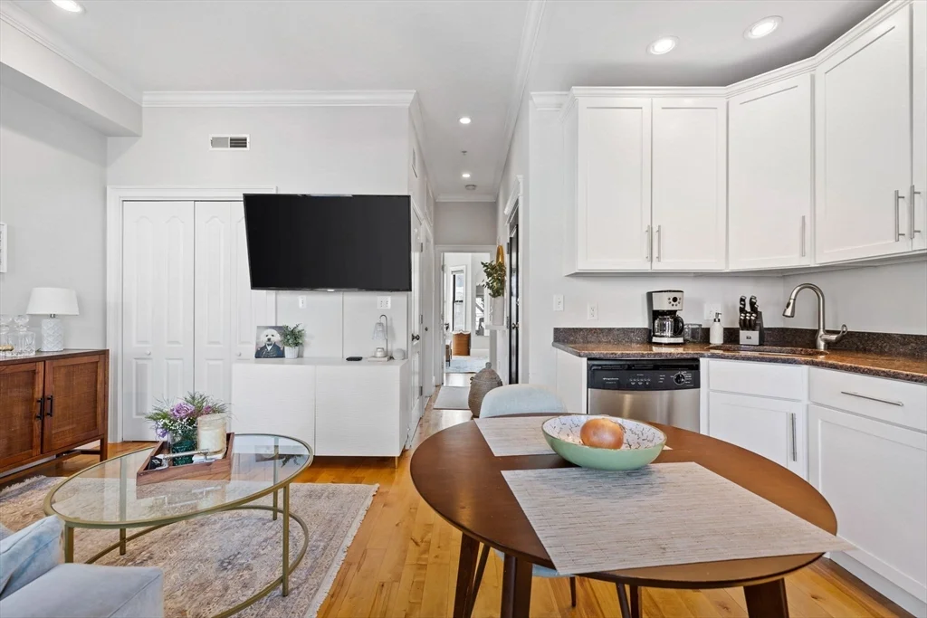 109 N St, South Boston