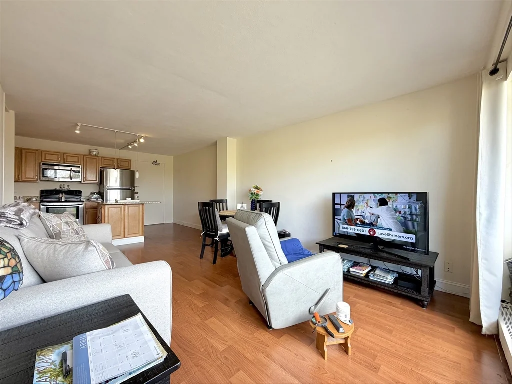 29 Concord Ave, Harvard Square