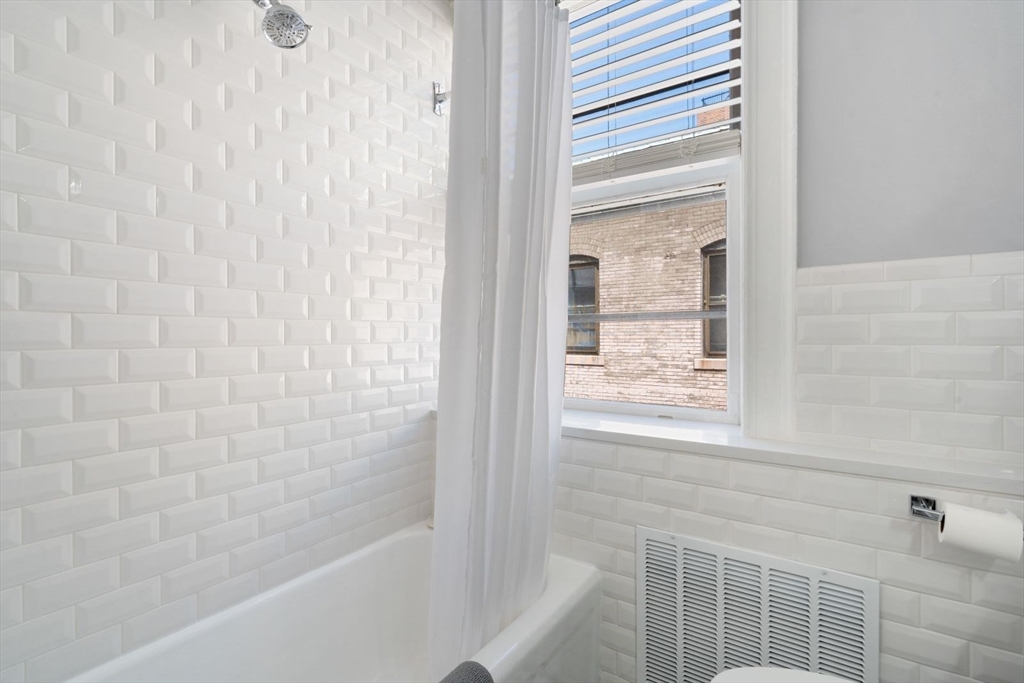 21 Beacon St, Beacon Hill