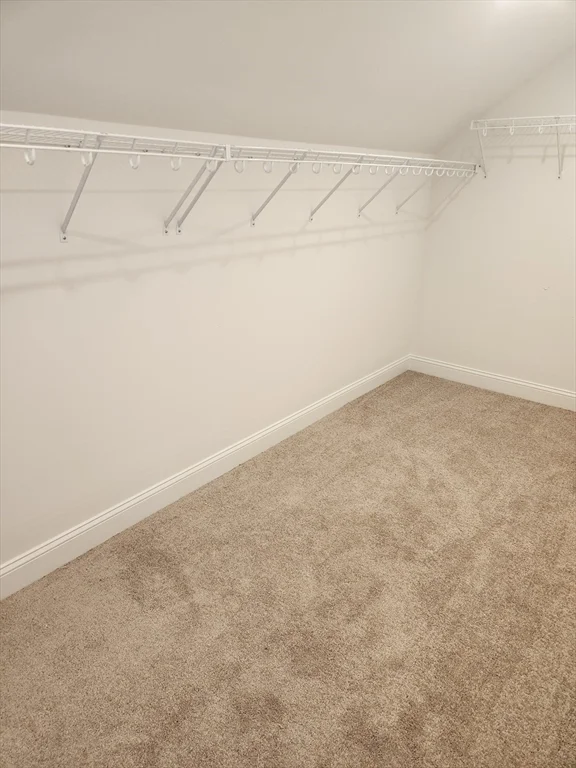 30 Four Seasons Dr, Hampstead