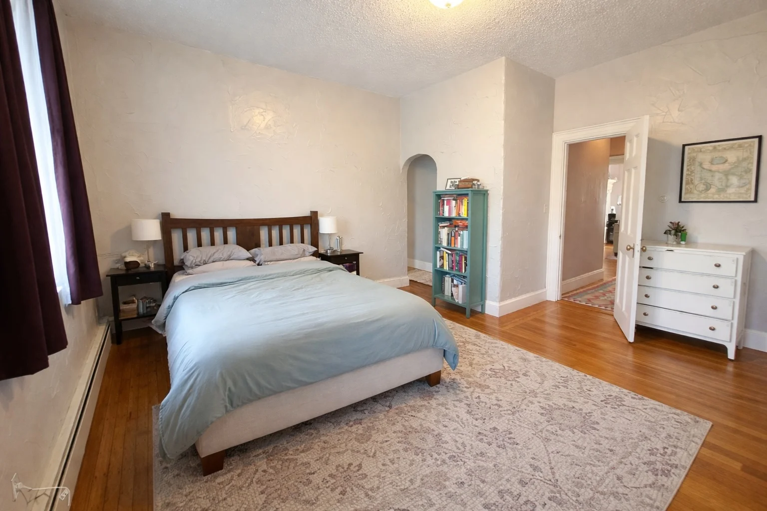 1722 Beacon St, Washington Square