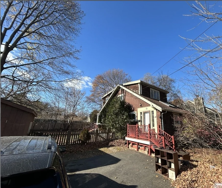 16 Whittier Rd, Natick